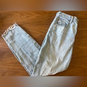 ✨Brand: Uniqlo 
✨Size: 23
✨Color: Blue